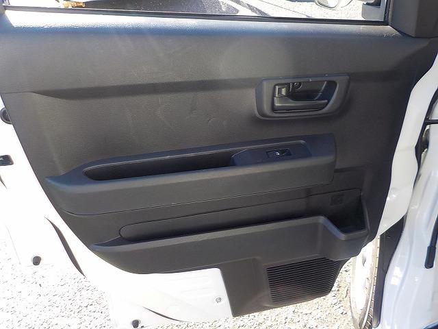 ハイゼットカーゴ DX☆軽減ブレーキ☆オートハイビーム☆ナビ☆ドラレコ☆ETC 専用ナビ☆AUX入力☆Bluetooth☆ETC☆ドラレコ☆スマートアシスト☆車線逸脱警報☆クリアランスソナー☆オートライト&オートハイビーム☆オーバーヘッドコンソール☆走行5.4万km☆試乗出来ます(66枚目)