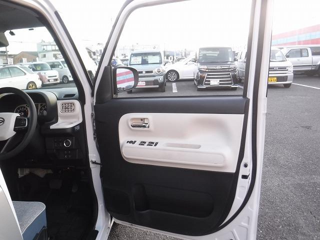 ムーヴキャンバス ストライプスＧターボ　純正９型ＤＳＰオーディオ・Ｂｌｕｅｔｏｏｔｈ・パノラミックビューモニター・ＥＴＣ・ウエルカムオープン機能両側パワースライドドア・スマートアシスト・ホッとカップホルダー・ドラレコ・ワイヤレス充電・禁煙車（27枚目）