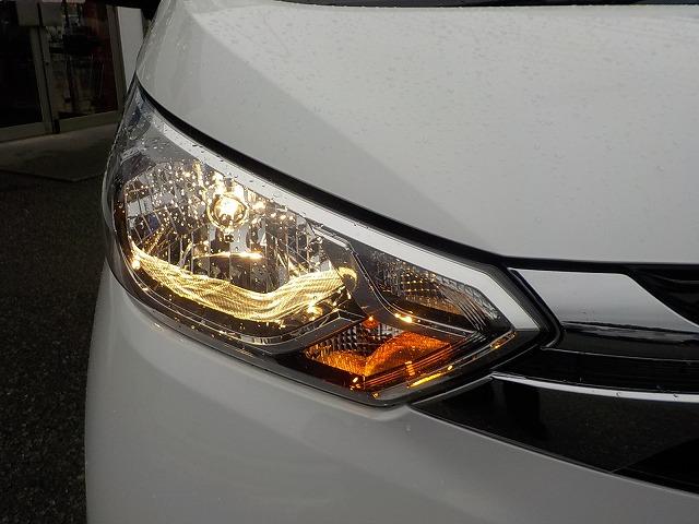 ｅＫワゴン Ｍ☆仕様向上モデル☆ｅ－Ａｓｓｉｓｔ☆純正ナビ☆修復歴無し☆　純正ナビ・Ｂｌｕｅｔｏｏｔｈ・フロントシートヒーター・令和２年仕様向上モデル・ｅ－Ａｓｓｉｓｔ・標識認識・ふらつき防止警報・先行車お知らせ・車線逸脱警報・クリアランスソナー・オートライト（11枚目）