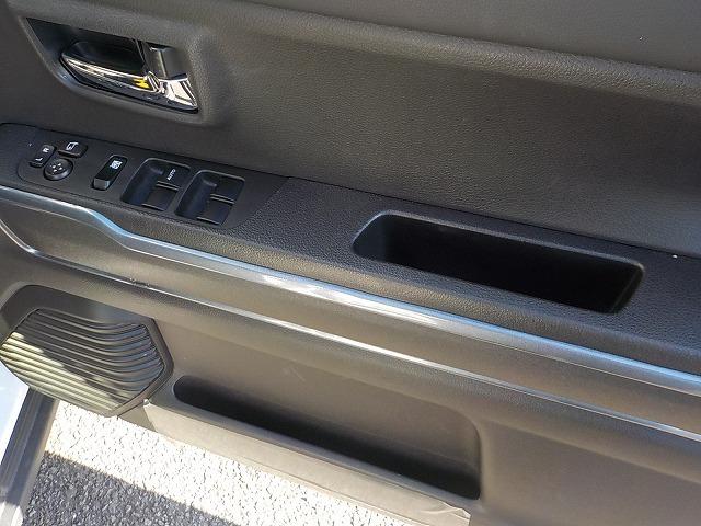 ハスラー Ｊスタイルターボ☆８型ナビ☆全方位カメラ☆修復無☆禁煙車☆　純正８型ナビ・ＤＶＤ再生・ＣＤ録音・Ｉｐｏｄ接続・ＵＳＢ＆ＢＴｏｏｔｈ・ＥＴＣ・全方位カメラ・前席ヒーター・後方ソナー・レーダークルーズ＆操舵支援・ＬＥＤオートハイビーム・タフスタイル用デカール仕様（33枚目）