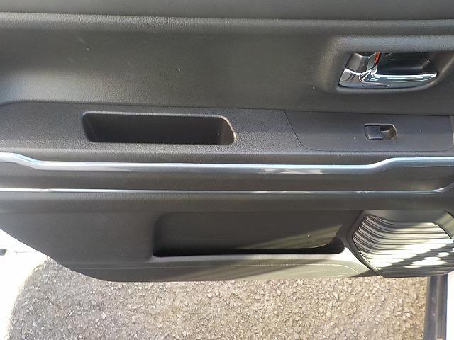 ハスラー Ｊスタイルターボ☆８型ナビ☆全方位カメラ☆修復無☆禁煙車☆　純正８型ナビ・ＤＶＤ再生・ＣＤ録音・Ｉｐｏｄ接続・ＵＳＢ＆ＢＴｏｏｔｈ・ＥＴＣ・全方位カメラ・前席ヒーター・後方ソナー・レーダークルーズ＆操舵支援・ＬＥＤオートハイビーム・タフスタイル用デカール仕様（35枚目）