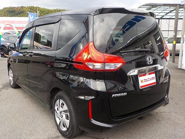 フリードハイブリッド ハイブリッド・Ｇホンダセンシング☆修復歴無し☆禁煙車☆　ナビ☆後席モニター☆Ｂｌｕｅｔｏｏｔｈ☆バックカメラ☆ＤＶＤ再生☆音楽録音☆ドラレコ☆ＥＴＣ☆両側電動スライドドア☆レーダークルーズ☆衝突軽減ブレーキ☆ハンドル支援☆ＬＥＤオートライト☆試乗できます☆（8枚目）