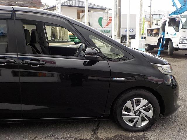 フリードハイブリッド ハイブリッド・Ｇホンダセンシング☆修復歴無し☆禁煙車☆　ナビ☆後席モニター☆Ｂｌｕｅｔｏｏｔｈ☆バックカメラ☆ＤＶＤ再生☆音楽録音☆ドラレコ☆ＥＴＣ☆両側電動スライドドア☆レーダークルーズ☆衝突軽減ブレーキ☆ハンドル支援☆ＬＥＤオートライト☆試乗できます☆（12枚目）