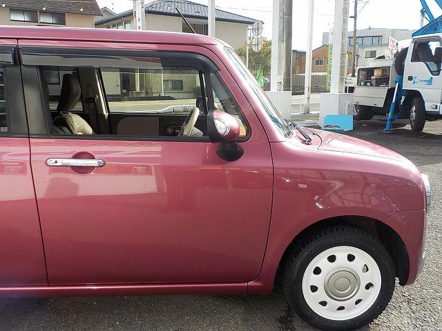 アルトラパンショコラ Ｘ　☆禁煙車☆純正革シート☆　ナビ☆Ｂｌｕｅｔｏｏｔｈ☆バックカメラ☆前後ドラレコ☆バックカメラ☆ＴＶ☆ＤＶＤ再生☆ＵＳＢ接続☆専用ベージュ革シート＆ステア☆キセノンオートライト☆スマートキー＆プッシュスタート☆試乗できます☆（11枚目）