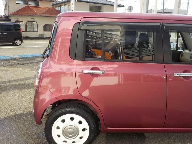 アルトラパンショコラ Ｘ　☆禁煙車☆純正革シート☆　ナビ☆Ｂｌｕｅｔｏｏｔｈ☆バックカメラ☆前後ドラレコ☆バックカメラ☆ＴＶ☆ＤＶＤ再生☆ＵＳＢ接続☆専用ベージュ革シート＆ステア☆キセノンオートライト☆スマートキー＆プッシュスタート☆試乗できます☆（12枚目）