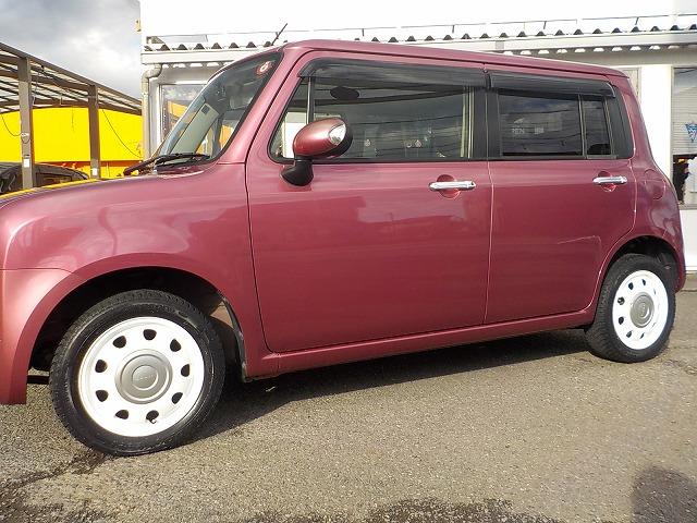 アルトラパンショコラ Ｘ　☆禁煙車☆純正革シート☆　ナビ☆Ｂｌｕｅｔｏｏｔｈ☆バックカメラ☆前後ドラレコ☆バックカメラ☆ＴＶ☆ＤＶＤ再生☆ＵＳＢ接続☆専用ベージュ革シート＆ステア☆キセノンオートライト☆スマートキー＆プッシュスタート☆試乗できます☆（21枚目）