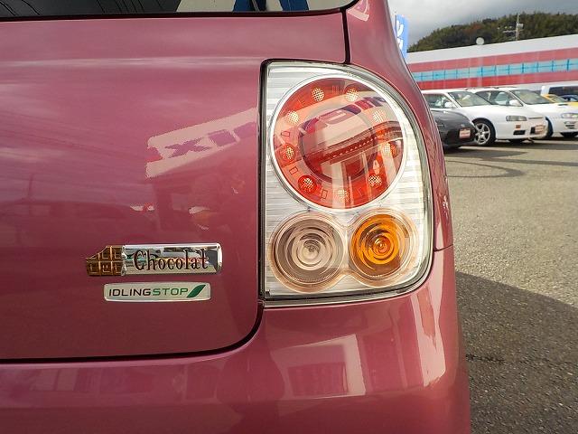 アルトラパンショコラ Ｘ　☆禁煙車☆純正革シート☆　ナビ☆Ｂｌｕｅｔｏｏｔｈ☆バックカメラ☆前後ドラレコ☆バックカメラ☆ＴＶ☆ＤＶＤ再生☆ＵＳＢ接続☆専用ベージュ革シート＆ステア☆キセノンオートライト☆スマートキー＆プッシュスタート☆試乗できます☆（28枚目）