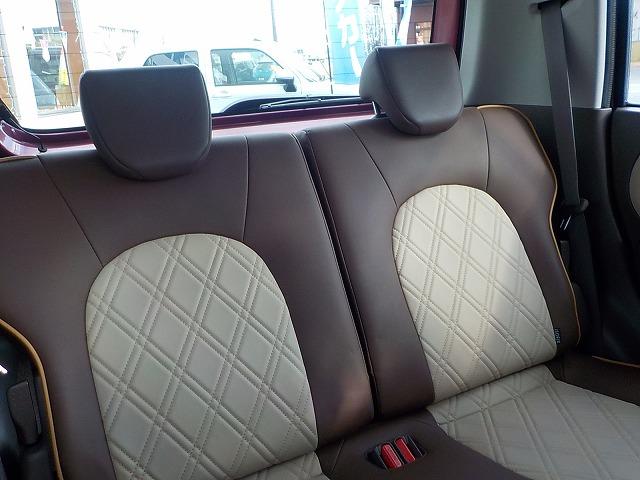 アルトラパンショコラ Ｘ　☆禁煙車☆純正革シート☆　ナビ☆Ｂｌｕｅｔｏｏｔｈ☆バックカメラ☆前後ドラレコ☆バックカメラ☆ＴＶ☆ＤＶＤ再生☆ＵＳＢ接続☆専用ベージュ革シート＆ステア☆キセノンオートライト☆スマートキー＆プッシュスタート☆試乗できます☆（46枚目）