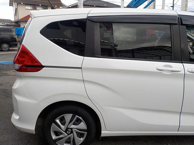 フリード＋ハイブリッド ハイブリッドＧ・ホンダセンシング　☆禁煙車☆　９インチナビ☆Ｂｌｕｅｔｏｏｔｈ☆バックカメラ☆ＡｐｐｌｅＣａｒＰｌａｙ☆ＥＴＣ☆両側電動スライドドア☆レーダークルーズ☆衝突軽減ブレーキ☆ハンドル支援☆ＬＥＤオートライト☆試乗できます（13枚目）