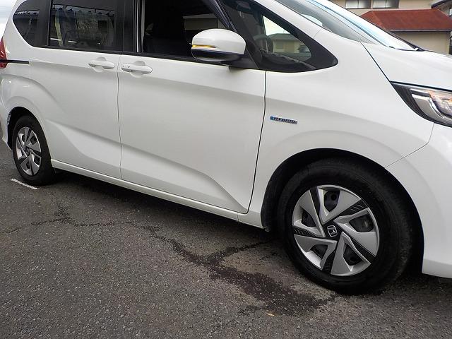 フリード＋ハイブリッド ハイブリッドＧ・ホンダセンシング　☆禁煙車☆　９インチナビ☆Ｂｌｕｅｔｏｏｔｈ☆バックカメラ☆ＡｐｐｌｅＣａｒＰｌａｙ☆ＥＴＣ☆両側電動スライドドア☆レーダークルーズ☆衝突軽減ブレーキ☆ハンドル支援☆ＬＥＤオートライト☆試乗できます（20枚目）