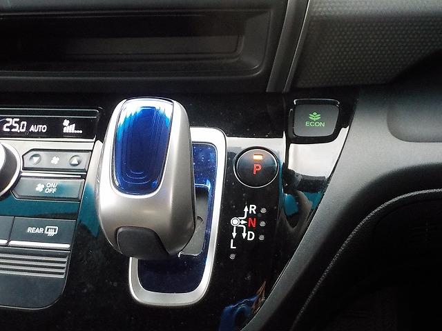 フリード＋ハイブリッド ハイブリッドＧ・ホンダセンシング　☆禁煙車☆　９インチナビ☆Ｂｌｕｅｔｏｏｔｈ☆バックカメラ☆ＡｐｐｌｅＣａｒＰｌａｙ☆ＥＴＣ☆両側電動スライドドア☆レーダークルーズ☆衝突軽減ブレーキ☆ハンドル支援☆ＬＥＤオートライト☆試乗できます（60枚目）