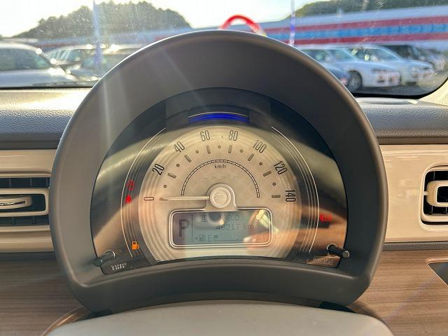 アルトラパン Ｓ　☆禁煙車☆ホワイトツートン☆レーダーブレーキサポート☆　純正オーディオ☆ＡＵＸ入力☆レーダーブレーキサポート☆パーキングソナー☆シートヒーター☆ＬＥＤオートライト＆オートハイビーム☆スマートキー＆プッシュスタート☆試乗できます（12枚目）