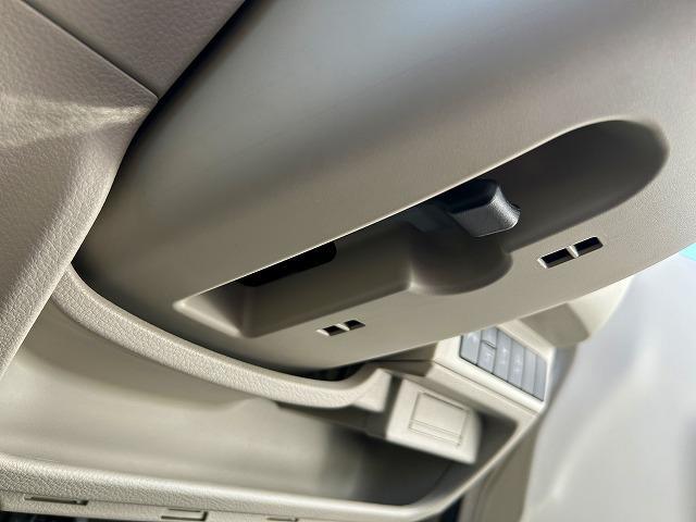 アルトラパン Ｓ　☆禁煙車☆ホワイトツートン☆レーダーブレーキサポート☆　純正オーディオ☆ＡＵＸ入力☆レーダーブレーキサポート☆パーキングソナー☆シートヒーター☆ＬＥＤオートライト＆オートハイビーム☆スマートキー＆プッシュスタート☆試乗できます（26枚目）