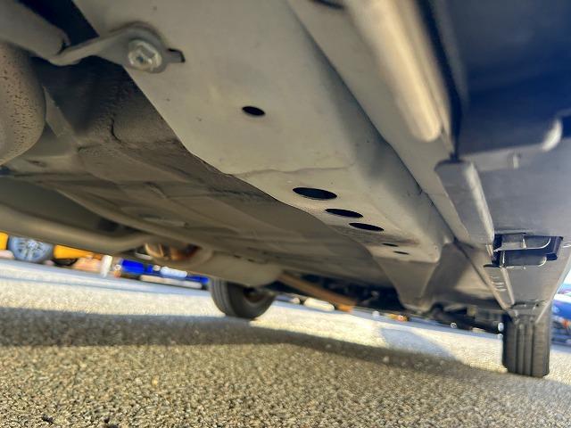 アルトラパン Ｓ　☆禁煙車☆ホワイトツートン☆レーダーブレーキサポート☆　純正オーディオ☆ＡＵＸ入力☆レーダーブレーキサポート☆パーキングソナー☆シートヒーター☆ＬＥＤオートライト＆オートハイビーム☆スマートキー＆プッシュスタート☆試乗できます（77枚目）