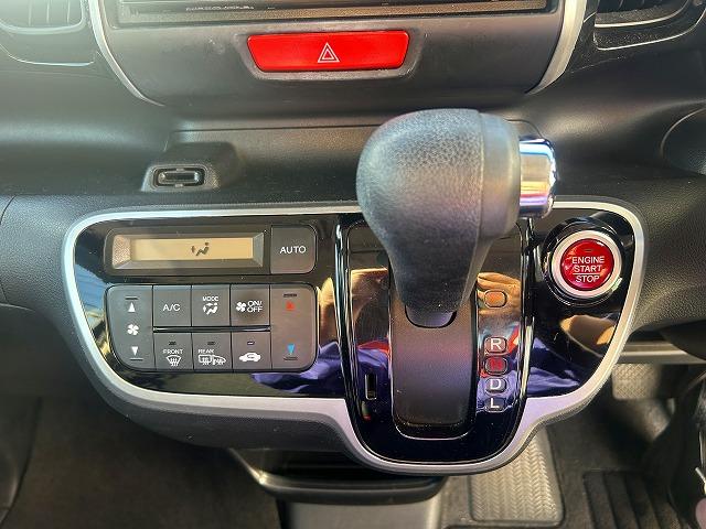 Ｎ－ＢＯＸカスタム ＳＳブラックスタイルパック☆ＣＴＢＡ☆後期モデル☆禁煙車☆　社外ナビ・ＤＶＤ再生・ＣＤ録音・Ｉｐｏｄ接続・ＵＳＢ＆ＢＴｏｏｔｈ・ＥＴＣ・前席＆ミラーヒーター・ＣＴＢＡ・オプション後席スライドシート付・ＨＩＤオートライト・車速連動ワイパー・後期型（28枚目）