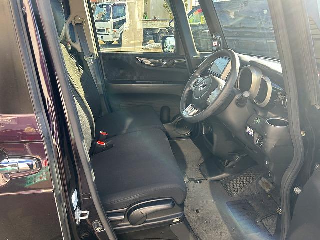 Ｎ－ＢＯＸカスタム ＳＳブラックスタイルパック☆ＣＴＢＡ☆後期モデル☆禁煙車☆　社外ナビ・ＤＶＤ再生・ＣＤ録音・Ｉｐｏｄ接続・ＵＳＢ＆ＢＴｏｏｔｈ・ＥＴＣ・前席＆ミラーヒーター・ＣＴＢＡ・オプション後席スライドシート付・ＨＩＤオートライト・車速連動ワイパー・後期型（33枚目）