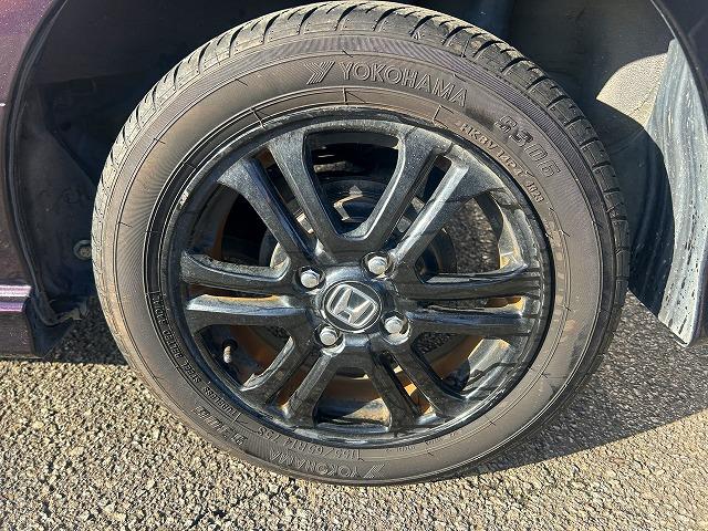 Ｎ－ＢＯＸカスタム ＳＳブラックスタイルパック☆ＣＴＢＡ☆後期モデル☆禁煙車☆　社外ナビ・ＤＶＤ再生・ＣＤ録音・Ｉｐｏｄ接続・ＵＳＢ＆ＢＴｏｏｔｈ・ＥＴＣ・前席＆ミラーヒーター・ＣＴＢＡ・オプション後席スライドシート付・ＨＩＤオートライト・車速連動ワイパー・後期型（66枚目）