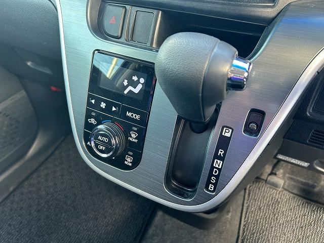 ステラ カスタムＲＳスマートアシスト☆修復歴無し☆禁煙車☆　純正ナビ・ＤＶＤ再生・ＣＤ録音・Ｉｐｏｄ接続・ＵＳＢ＆ＢＴｏｏｔｈ・ＬＥＤオートライト・ＬＥＤフォグ・オートリトラウィンカーミラー・スマートアシスト・誤発進抑制・スマートキー＆プッシュスタート（31枚目）