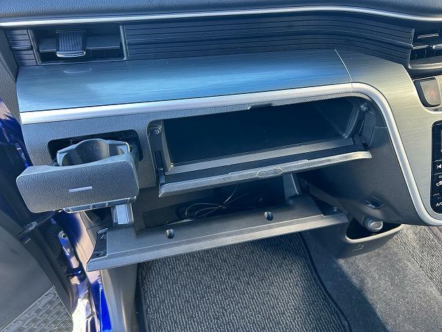 ステラ カスタムＲＳスマートアシスト☆修復歴無し☆禁煙車☆　純正ナビ・ＤＶＤ再生・ＣＤ録音・Ｉｐｏｄ接続・ＵＳＢ＆ＢＴｏｏｔｈ・ＬＥＤオートライト・ＬＥＤフォグ・オートリトラウィンカーミラー・スマートアシスト・誤発進抑制・スマートキー＆プッシュスタート（52枚目）