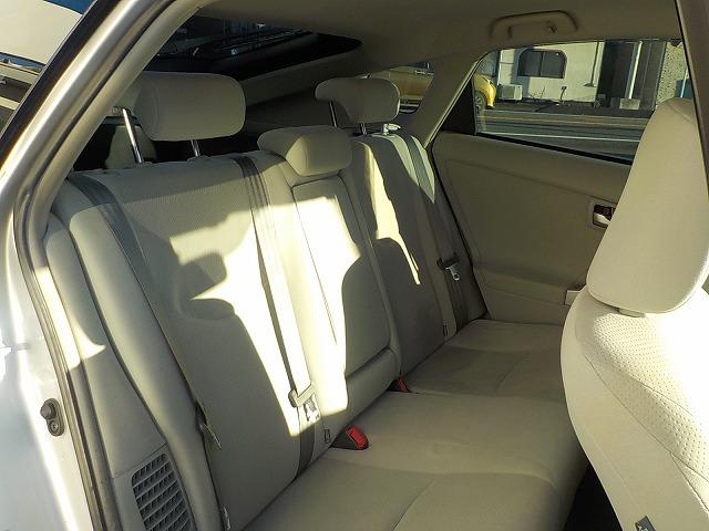 プリウス Ｓ　☆禁煙車☆ナビ☆ＥＴＣ☆バックカメラ☆　８インチナビ☆Ｂｌｕｅｔｏｏｔｈ☆バックカメラ☆フルセグＴＶ☆ＣＤ・ＤＶＤ・ＳＤ再生☆音楽録音☆ステアリモコン☆ビルトインＥＴＣ☆純正１５インチＡＷ☆キセノンオートライト☆クリアランスソナー☆試乗ＯＫ（37枚目）