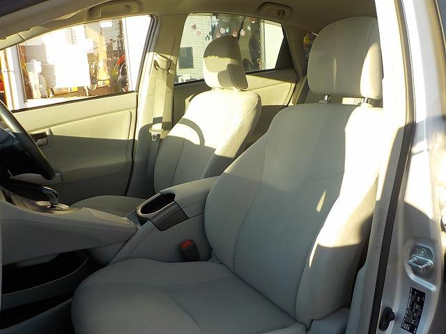 プリウス Ｓ　☆禁煙車☆ナビ☆ＥＴＣ☆バックカメラ☆　８インチナビ☆Ｂｌｕｅｔｏｏｔｈ☆バックカメラ☆フルセグＴＶ☆ＣＤ・ＤＶＤ・ＳＤ再生☆音楽録音☆ステアリモコン☆ビルトインＥＴＣ☆純正１５インチＡＷ☆キセノンオートライト☆クリアランスソナー☆試乗ＯＫ（45枚目）