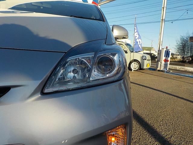 プリウス Ｓ　☆禁煙車☆ナビ☆ＥＴＣ☆バックカメラ☆　８インチナビ☆Ｂｌｕｅｔｏｏｔｈ☆バックカメラ☆フルセグＴＶ☆ＣＤ・ＤＶＤ・ＳＤ再生☆音楽録音☆ステアリモコン☆ビルトインＥＴＣ☆純正１５インチＡＷ☆キセノンオートライト☆クリアランスソナー☆試乗ＯＫ（62枚目）