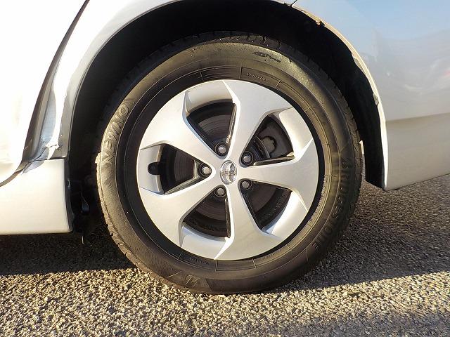 プリウス Ｓ　☆禁煙車☆ナビ☆ＥＴＣ☆バックカメラ☆　８インチナビ☆Ｂｌｕｅｔｏｏｔｈ☆バックカメラ☆フルセグＴＶ☆ＣＤ・ＤＶＤ・ＳＤ再生☆音楽録音☆ステアリモコン☆ビルトインＥＴＣ☆純正１５インチＡＷ☆キセノンオートライト☆クリアランスソナー☆試乗ＯＫ（75枚目）