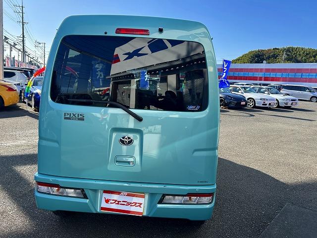 ピクシスバン クルーズターボＳＡ３☆ナビＥＴＣ☆走行４．３万☆試乗出来ます　ターボ☆軽減ブレーキ☆ナビ☆バックカメラ☆Ｂｌｕｅｔｏｏｔｈ☆ＥＴＣ☆電動格納ドアミラー☆スマートキー☆プッシュスタート☆コーナーソナー☆ＬＥＤライト☆オーバーヘッドシェルフ☆走行４．３万ｋ☆試乗ＯＫ（8枚目）