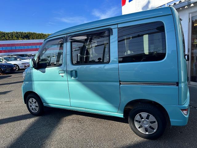 ピクシスバン クルーズターボＳＡ３☆ナビＥＴＣ☆走行４．３万☆試乗出来ます　ターボ☆軽減ブレーキ☆ナビ☆バックカメラ☆Ｂｌｕｅｔｏｏｔｈ☆ＥＴＣ☆電動格納ドアミラー☆スマートキー☆プッシュスタート☆コーナーソナー☆ＬＥＤライト☆オーバーヘッドシェルフ☆走行４．３万ｋ☆試乗ＯＫ（10枚目）