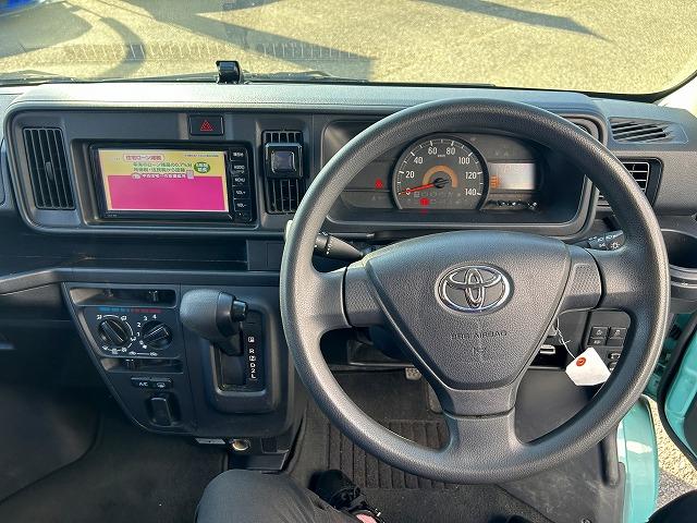 ピクシスバン クルーズターボＳＡ３☆ナビＥＴＣ☆走行４．３万☆試乗出来ます　ターボ☆軽減ブレーキ☆ナビ☆バックカメラ☆Ｂｌｕｅｔｏｏｔｈ☆ＥＴＣ☆電動格納ドアミラー☆スマートキー☆プッシュスタート☆コーナーソナー☆ＬＥＤライト☆オーバーヘッドシェルフ☆走行４．３万ｋ☆試乗ＯＫ（12枚目）