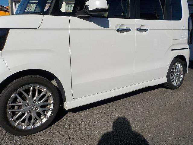 N-BOXカスタム Lターボ☆JF3最終モデル☆走行少ない☆禁煙車☆試乗出来ます 最終型☆ターボ☆パドルシフト☆ナビ☆DVD再生☆Bluetooth☆バックカメラ☆ETC☆ハーフレザー&前席ヒーター☆電子パーキング☆追従クルコン☆両電動ドア☆オートハイビーム☆走行0.9万☆試乗OK(22枚目)