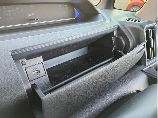 タント カスタムRS☆後期型☆ターボ☆9型ナビ☆半革シート☆試乗OK ☆後期型☆ターボ☆軽減ブレーキ☆半革シート☆9型ナビ☆バックカメラ☆Bluetooth☆Android&Appleスマホ連携☆ワンタッチ両側電動ドア☆LEDオートハイビーム☆シートヒーター☆試乗OK☆(60枚目)