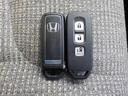 Ｇ・Ｌホンダセンシング☆純正ナビ☆前席ヒーター☆禁煙車☆　純正ＳＤＤナビ☆Ｉｐｏｄ接続☆ＵＳＢ＆ＢＴｏｏｔｈ☆バックカメラ☆ナビ連動ＥＴＣ☆前後ドラレコ☆前席ヒーター☆レーダークルーズ☆ハンドル支援☆電格ウィンカーミラー☆左パワスラ☆ＬＥＤオートハイビーム☆（64枚目）