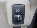 Ｇ・Ｌパッケージ☆ホワイトツートンルーフ☆修復無し☆禁煙車☆　純正メモリナビ☆ＤＶＤ再生☆Ｉｐｏｄ接続☆ＵＳＢ＆ＢＴｏｏｔｈ☆ステアリモコン☆バックカメラ☆ナビ連動ＥＴＣ☆電格ウィンカーミラー☆車速連動間欠ワイパー☆左パワスラ☆スマートキー＆プッシュスタート☆（18枚目）
