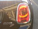 クーパーＳＤ☆革調シートカバー☆修復無し☆禁煙車☆　メーカーナビ・ＭＩＮＩＭＡＸヴィンテージＦａｃｅメーター・ミラー内臓ＥＴＣ・レザー調ブルーカラーシートカバー・１７インチブラックホイール・メーター改ざんの流通歴ありますが車検証上は改ざんになりません。（52枚目）