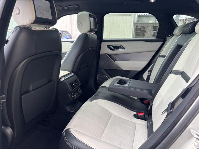 レンジローバーヴェラール R ダイナミック HSE 380PS パーフォレイデッドウインザーレザーオイスター/エボニーシート・Meridianシグネイチャーリファレンスサウンドシステム・8インチインテリアシートエンターテイメント・コンストラストルーフ・エアサス(22枚目)