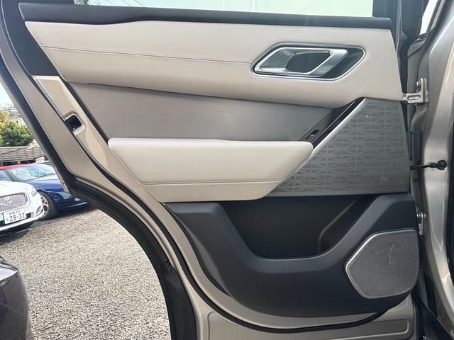 レンジローバーヴェラール R ダイナミック HSE 380PS パーフォレイデッドウインザーレザーオイスター/エボニーシート・Meridianシグネイチャーリファレンスサウンドシステム・8インチインテリアシートエンターテイメント・コンストラストルーフ・エアサス(48枚目)