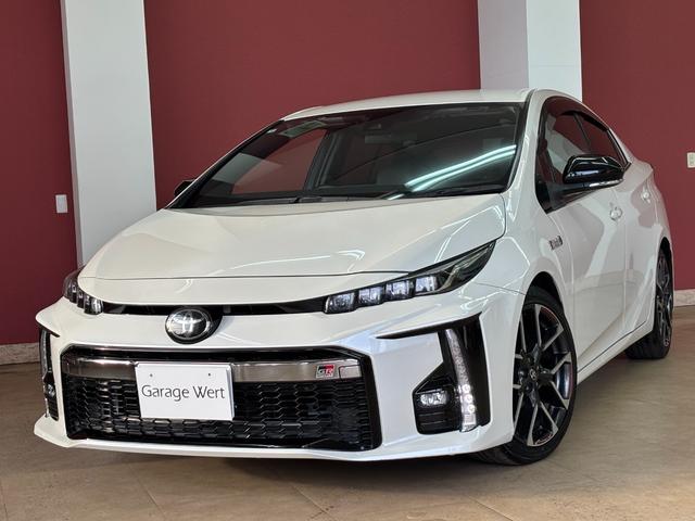 プリウスＰＨＶ Ｓ　ＧＲスポーツ　トヨタセーフティセンス・ハーフレザーシート・シートヒーター・地デジ付き純正ナビ・バックカメラ・スマートキー・１８インチアルミ・ＥＴＣ２．０・ＬＥＤヘッドライト（8枚目）