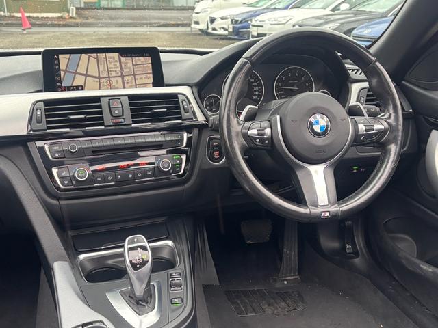 ４シリーズ ４３５ｉカブリオレ　Ｍスポーツ　ＡＣＣ・衝突軽減ブレーキ・レーンアシスト・黒革シート・カープレイ対応後期ＭＩＮＩ用ＮＢＴＥＶＯナビ・バックカメラ・ＨＵＤ・社外２０インチアルミ・社外マフラー・ＥＴＣ・ＬＥＤヘッドライト（33枚目）