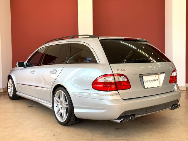 Ｅ５５　ＡＭＧ　ステーションワゴン　左ハンドル・黒ナッパレザーシート・地デジ付きナビ・パーキングセンサー・サンルーフ・電動リアゲート・ＥＴＣ・ＨＩＤライト(12枚目)