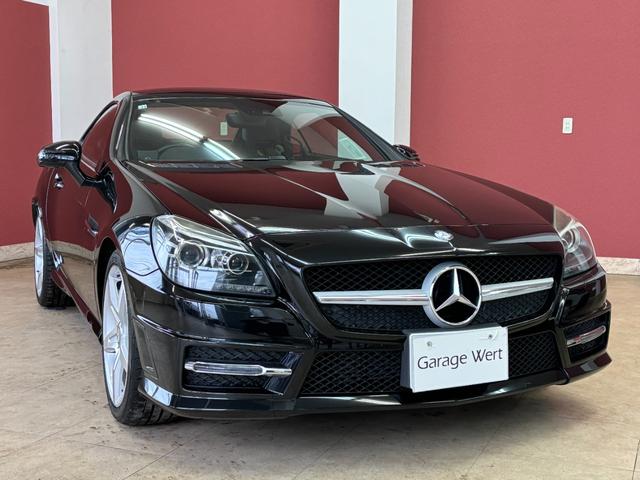 ＳＬＫ ＳＬＫ２００ブルーエフィシェンシー　ＡＭＧスポーツＰＫＧ・黒革シート・地デジ付き純正ナビ・バックカメラ・バリオルーフ・シートヒーター・ネックウォーマー・オートクルーズ・ＡＭＧ１８インチアルミ・ＥＴＣ・キーレス・ＨＩＤライト（8枚目）