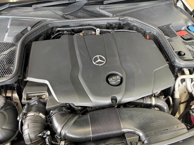 Ｃクラスステーションワゴン Ｃ２２０ｄ　ステーションワゴン　スポーツ本革仕様　ＡＣＣ・レーンアシスト・衝突軽減ブレーキ・ブラインドスポット警告・パナメリカーナグリル・ＨＵＤ・黒革シート・地デジ付純正ナビ・バックカメラ・リアエアサス新品交換・電動リアゲート・ドラレコ・ＥＴＣ（43枚目）