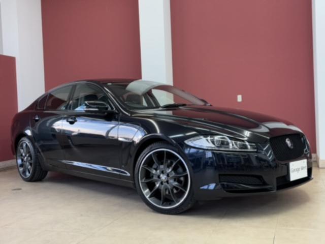 ＸＦ ブラックパックリミテッド　１００台限定車・ブラックパック・ブラックパック専用２０インチアルミ・黒革シート・地デジ付き純正ナビ・バックカメラ・スマートキー・ＥＴＣ・ＨＩＤライト（9枚目）