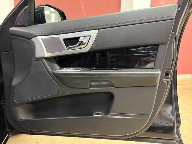 ＸＦ ブラックパックリミテッド　１００台限定車・ブラックパック・ブラックパック専用２０インチアルミ・黒革シート・地デジ付き純正ナビ・バックカメラ・スマートキー・ＥＴＣ・ＨＩＤライト（35枚目）