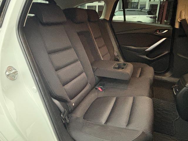 アテンザワゴン XD 6速MT・ACC・衝突軽減ブレーキ・レーンアシスト・ブラインドスポット警告・純正OP地デジ付きダイアトーンナビ・バックカメラ・スマートキー・19インチアルミ・ETC・HIDライト(16枚目)