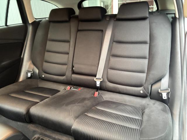 アテンザワゴン XD 6速MT・ACC・衝突軽減ブレーキ・レーンアシスト・ブラインドスポット警告・純正OP地デジ付きダイアトーンナビ・バックカメラ・スマートキー・19インチアルミ・ETC・HIDライト(17枚目)