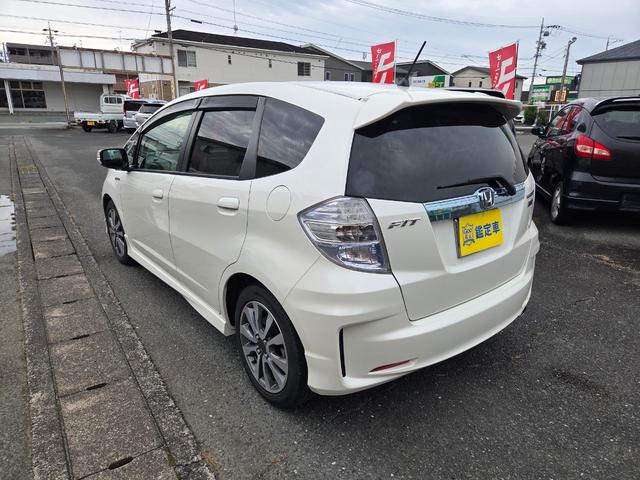 フィットハイブリッド ＲＳ（5枚目）