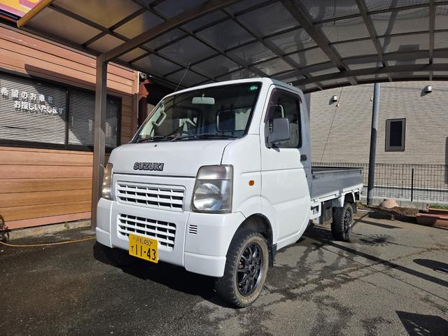 キャリイトラック 　軽トラ　ＭＴ５速　三方開き　エアコン　パワーステアリング（4枚目）