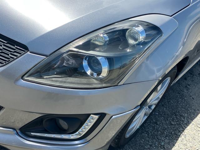 スイフト RS 5速マニュアル ディスチャージライト ナビ バックカメラ ETC スマートキー プッシュスタート アルミホイール 5MT 1年走行距離無制限保証付・ロ-ドサ-ビス付(8枚目)