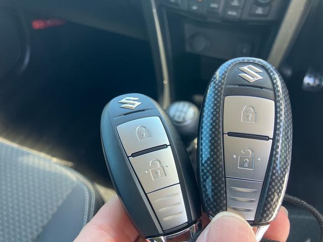スイフト RS 5速マニュアル ディスチャージライト ナビ バックカメラ ETC スマートキー プッシュスタート アルミホイール 5MT 1年走行距離無制限保証付・ロ-ドサ-ビス付(35枚目)